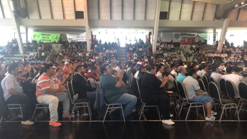 Defensa del convenio durante el encuentro nacional