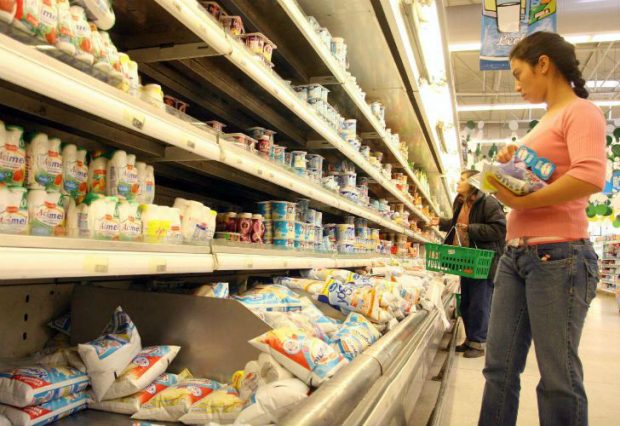 Consultoras y especialistas proyectan 21,6% de inflación para 2018