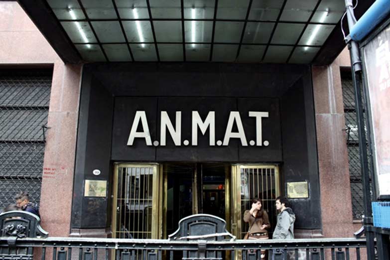 La ANMAT prohibió la venta de marcas de miel, azúcar, leche y aceite