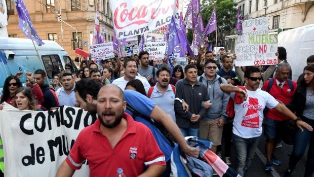 trabajadores coca cola