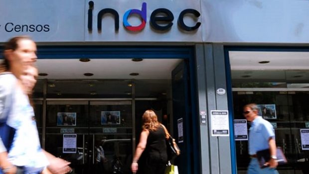 Los alimentos volvieron a impulsar la suba inflacionaria, según el INDEC
