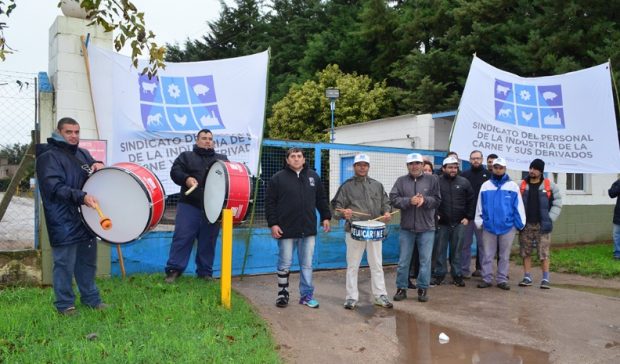 La CGT reclamó por incumplimiento en Globoaves y Arrocera