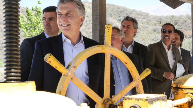 Macri en su tormenta y con un barco sin timón