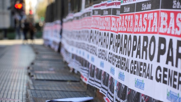 Después del paro, Trabajo y la UIA le pusieron números al industricidio de Macri