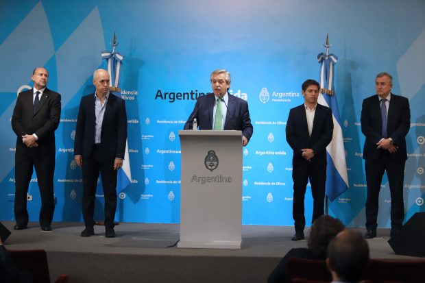 Alimentación y otros 23 sectores fueron excluidos de la cuarentena