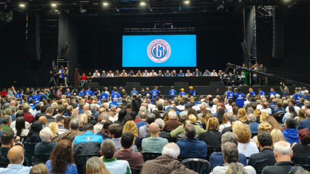 La CGT elige nuevo triunvirato y renueva secretarías